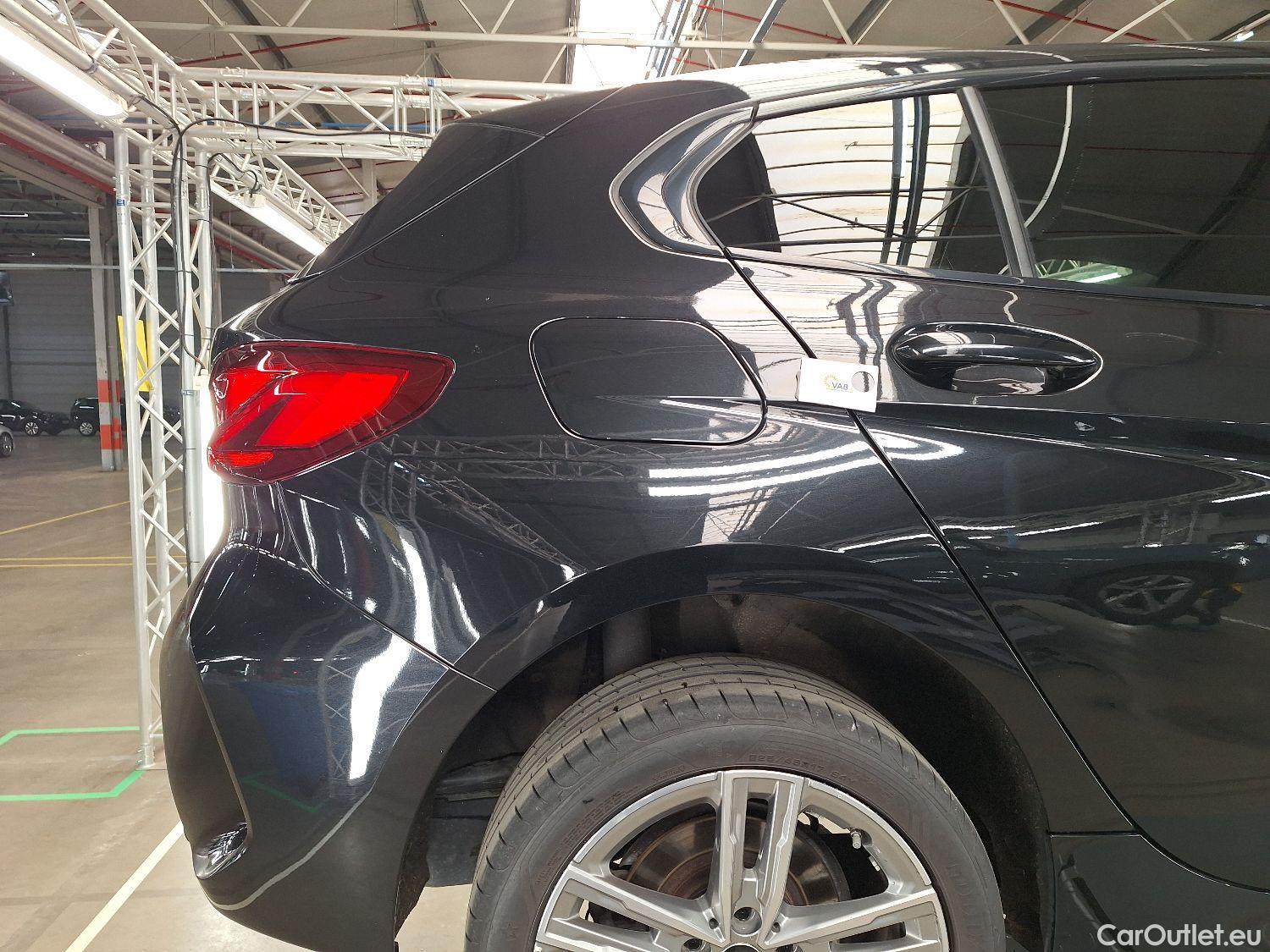  Bmw  Serie 1 BMW, 1-serie '19, BMW 1 Reeks Hatch 118dA (110 kW) 5d #12