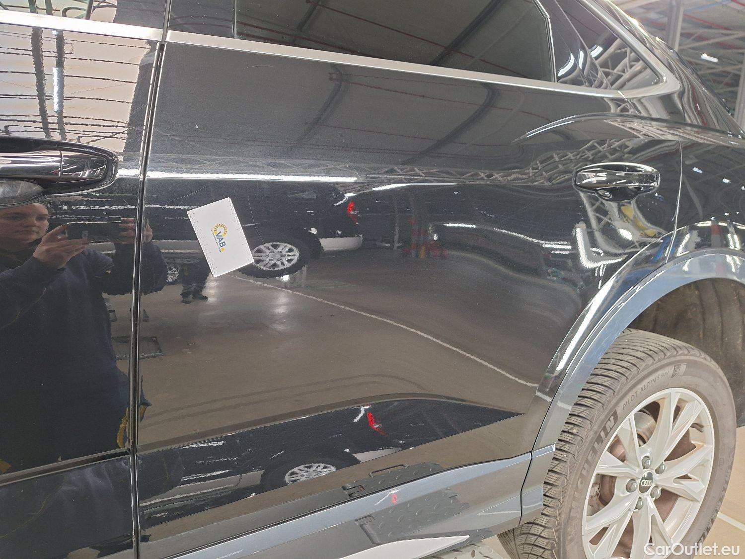  Audi  Q3 Audi,  SB '19 PHEV, Audi  Sportback 45 TFSI e S tronic S Line 5d #31