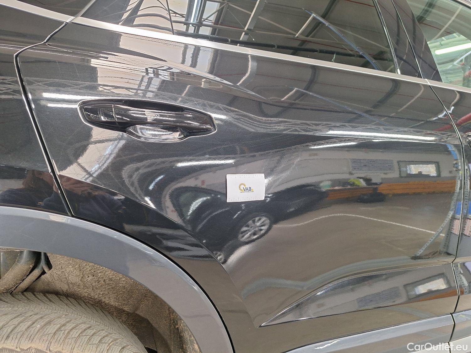  Audi  Q3 Audi,  SB '19 PHEV, Audi  Sportback 45 TFSI e S tronic S Line 5d #8