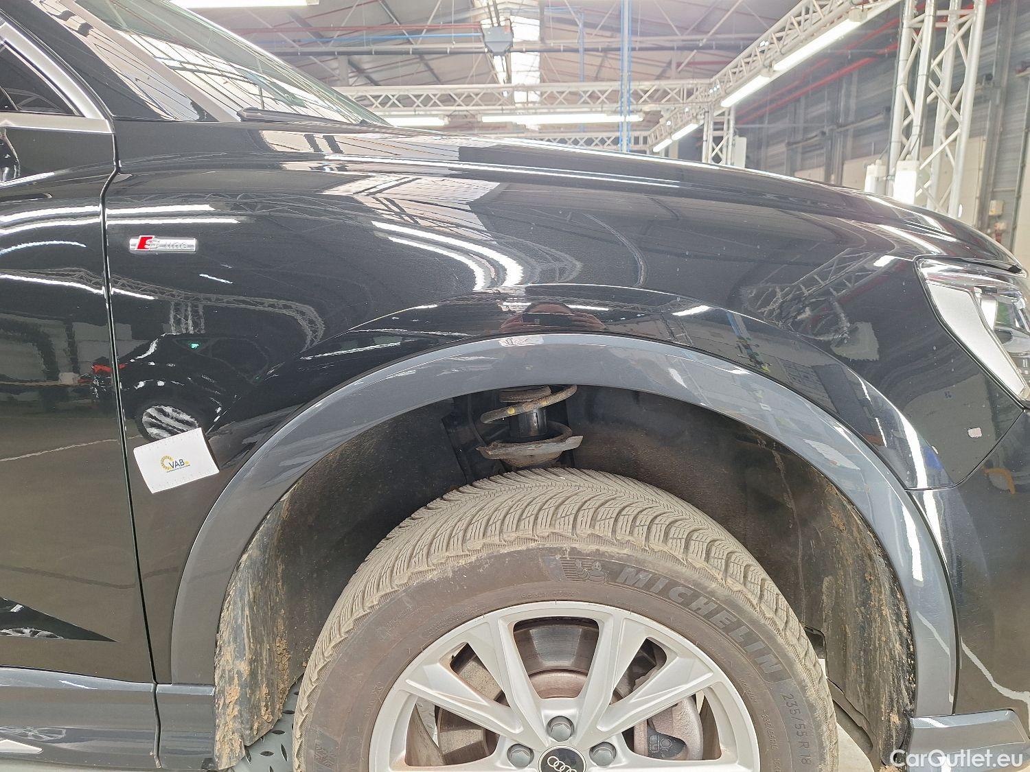  Audi  Q3 Audi,  SB '19 PHEV, Audi  Sportback 45 TFSI e S tronic S Line 5d #1