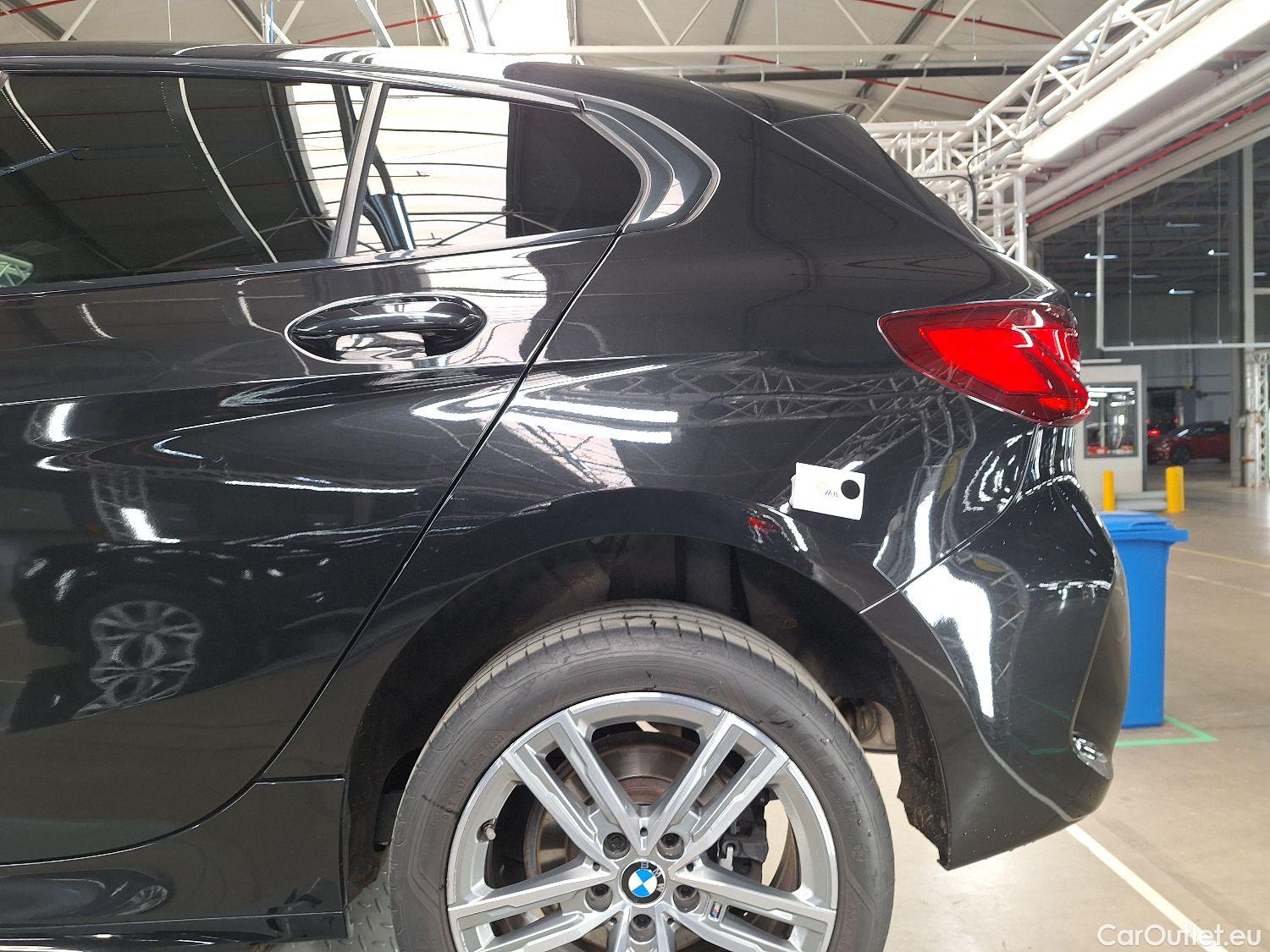  Bmw  Serie 1 BMW, 1-serie '19, BMW 1 Reeks Hatch 118dA (110 kW) 5d #19