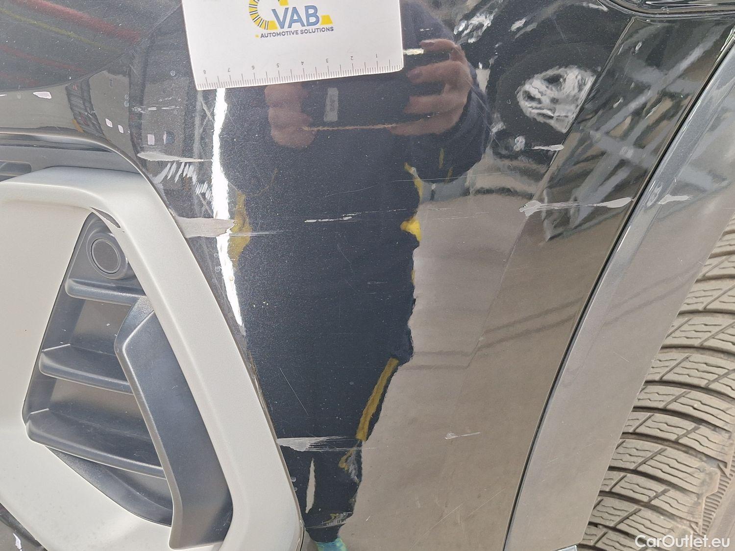  Audi  Q3 Audi,  SB '19 PHEV, Audi  Sportback 45 TFSI e S tronic S Line 5d #37