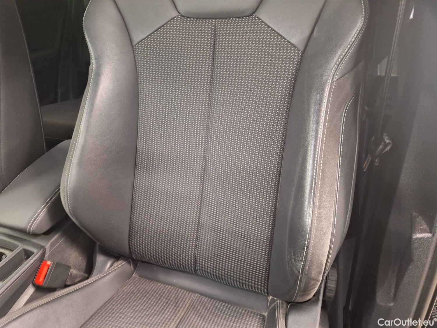  Audi  Q3 Audi,  SB '19 PHEV, Audi  Sportback 45 TFSI e S tronic S Line 5d #50