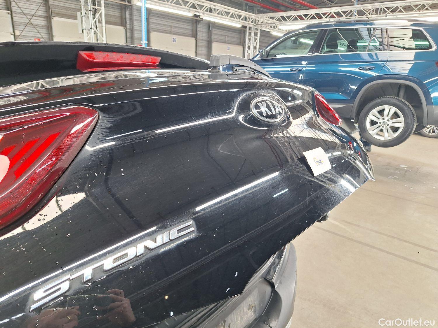  KIA  STONIC Kia,  '17, KIA  1.0 T Sense ISG DCT 5d #41