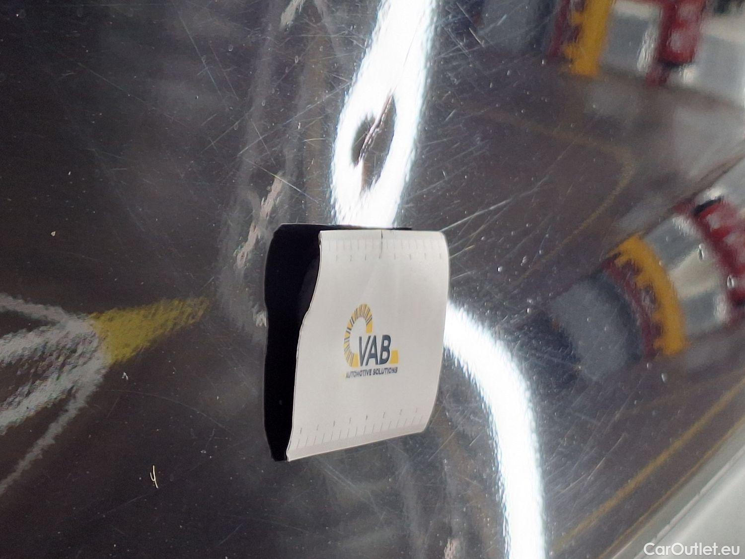  KIA  STONIC Kia,  '17, KIA  1.0 T Sense ISG DCT 5d #28