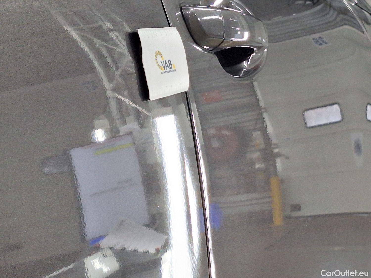  Peugeot  3008 Peugeot,  FL'20, Peugeot  1.5 BlueHDi 96kW S&S EAT8 GT 5d #39