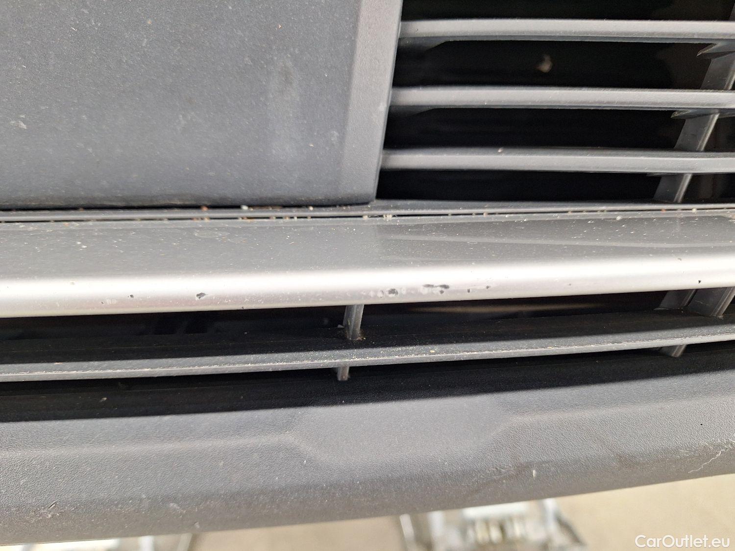  Peugeot  3008 Peugeot,  FL'20, Peugeot  1.5 BlueHDi 96kW S&S EAT8 GT 5d #25