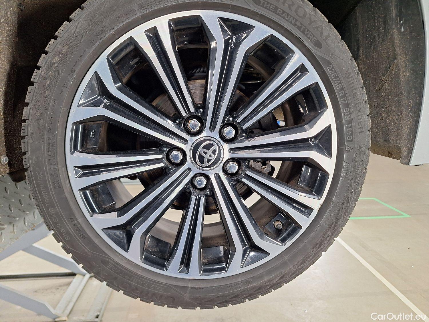  Toyota  Corolla Toyota,  TS '19, Toyota  Touring Sports 1.8 Hybrid Premium e #5