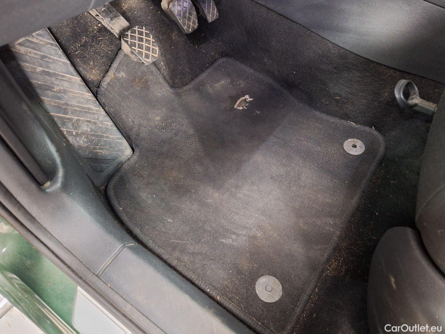  Skoda  Karoq Skoda,  '17, Skoda  2.0 CRTDI 85KW Clever 5d #24