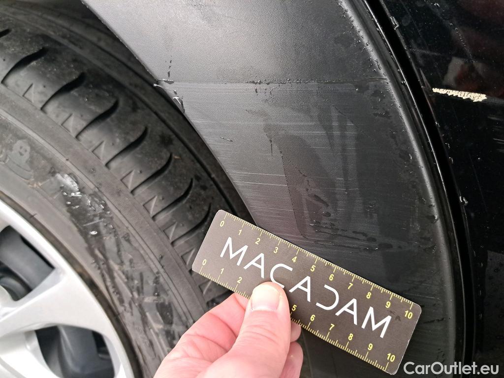  Citroen  C3  Société Feel Nav 1.2 PureTech 80CV BVM5 E6 #31