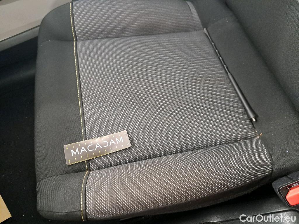  Citroen  C3  Société Feel Nav 1.2 PureTech 80CV BVM5 E6 #21