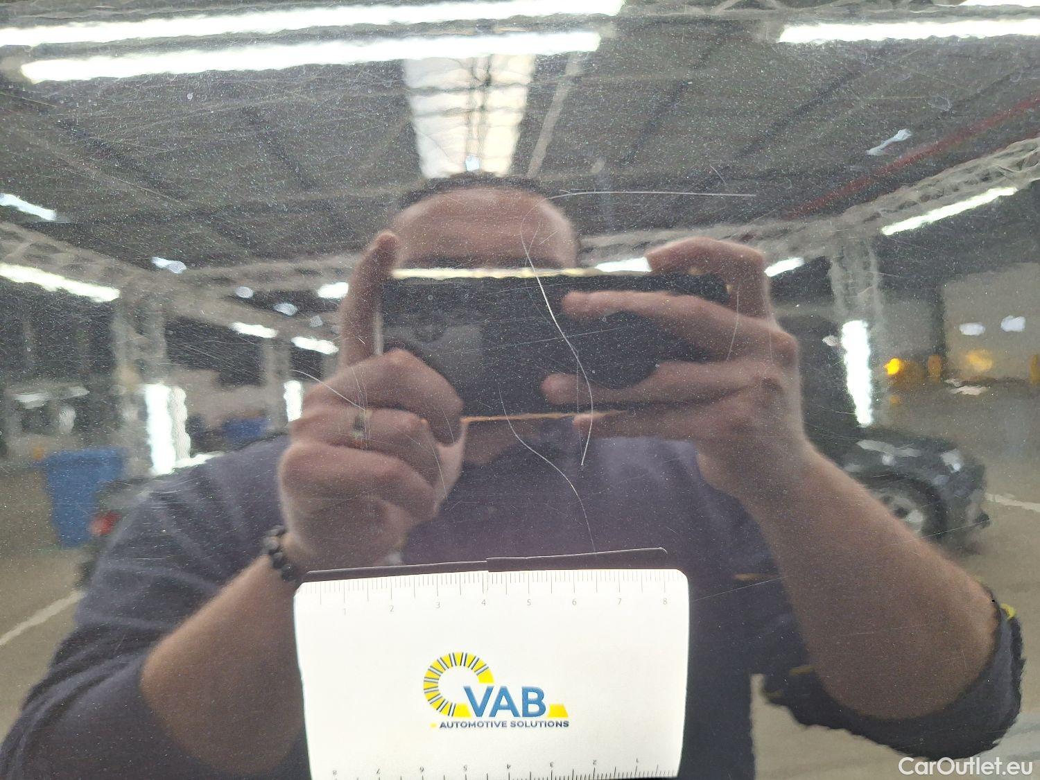  Volvo  XC 40 Volvo, XC40 '17 PHEV, Volvo XC40 T4 Recharge Geartronic Inscription 5d #7