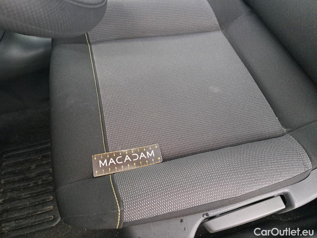  Citroen  C3  Société Feel Nav 1.2 PureTech 80CV BVM5 E6 #23