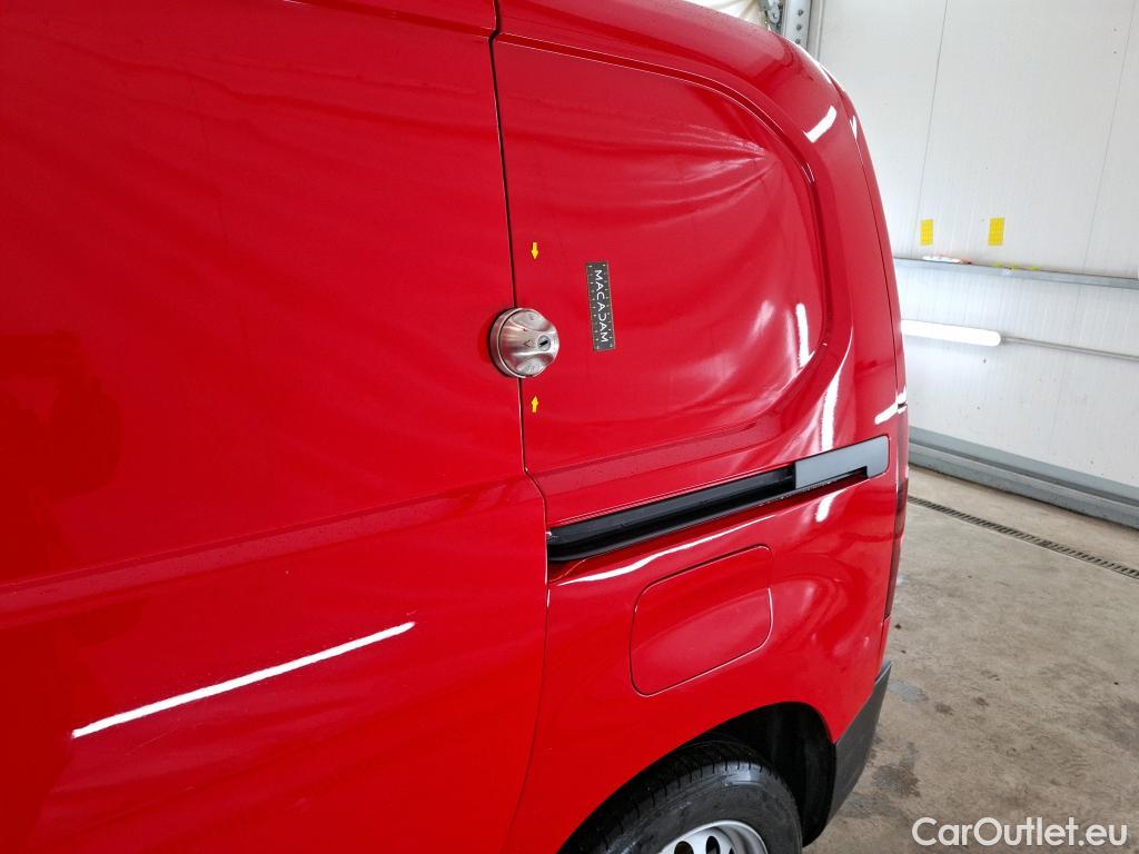  Citroen  Berlingo  Fourgon Driver M 650 1.2 PureTech 130CV BVA8 E6d #1