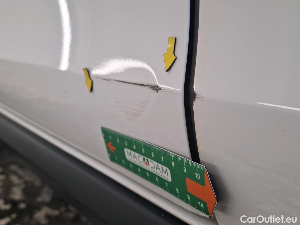  Citroen  C3  Société Feel 1.5 BlueHDI 100CV BVM6 E6dT #6