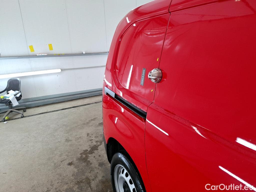  Citroen  Berlingo  Fourgon Driver M 650 1.2 PureTech 130CV BVA8 E6d #4