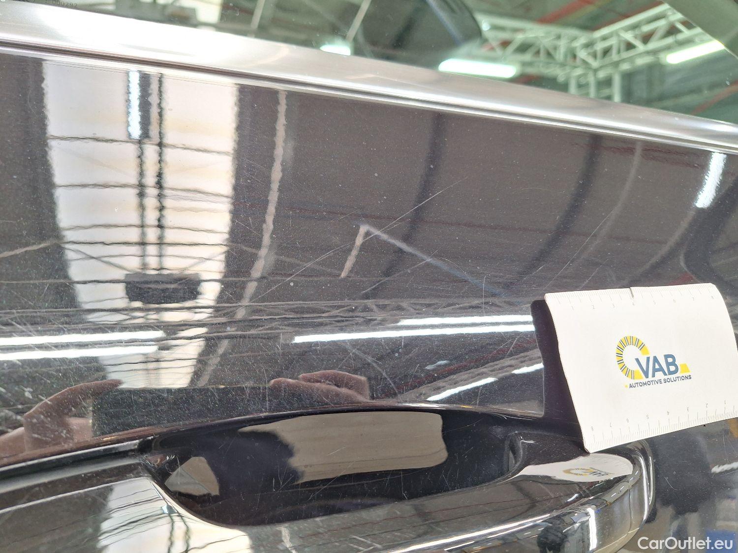  Volvo  XC 40 Volvo, XC40 '17 PHEV, Volvo XC40 T4 Recharge Geartronic Inscription 5d #4