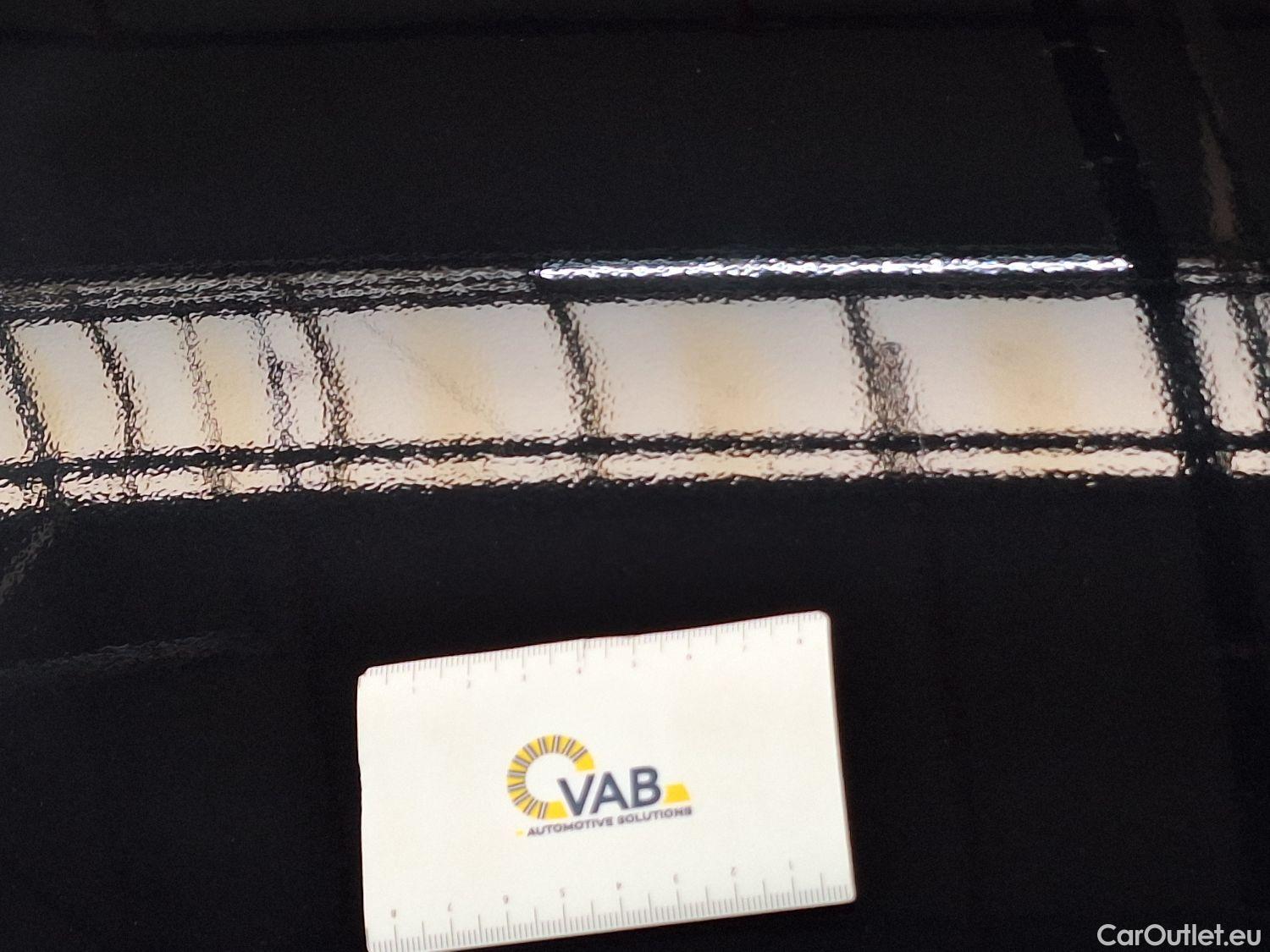  Volvo  XC 40 Volvo, XC40 '17 PHEV, Volvo XC40 T4 Recharge Geartronic Inscription 5d #37