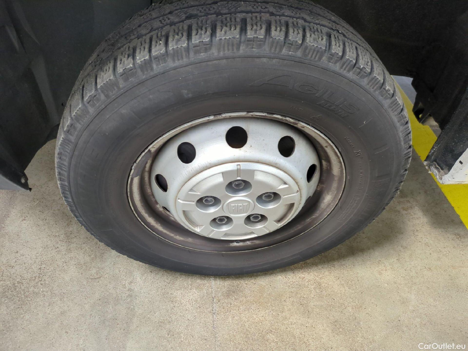  Fiat  Ducato FIAT  SC / 2014 / 2P / Châssis cabine 3.5 L 2.3 Multijet 120 Pack Pro Nav #6