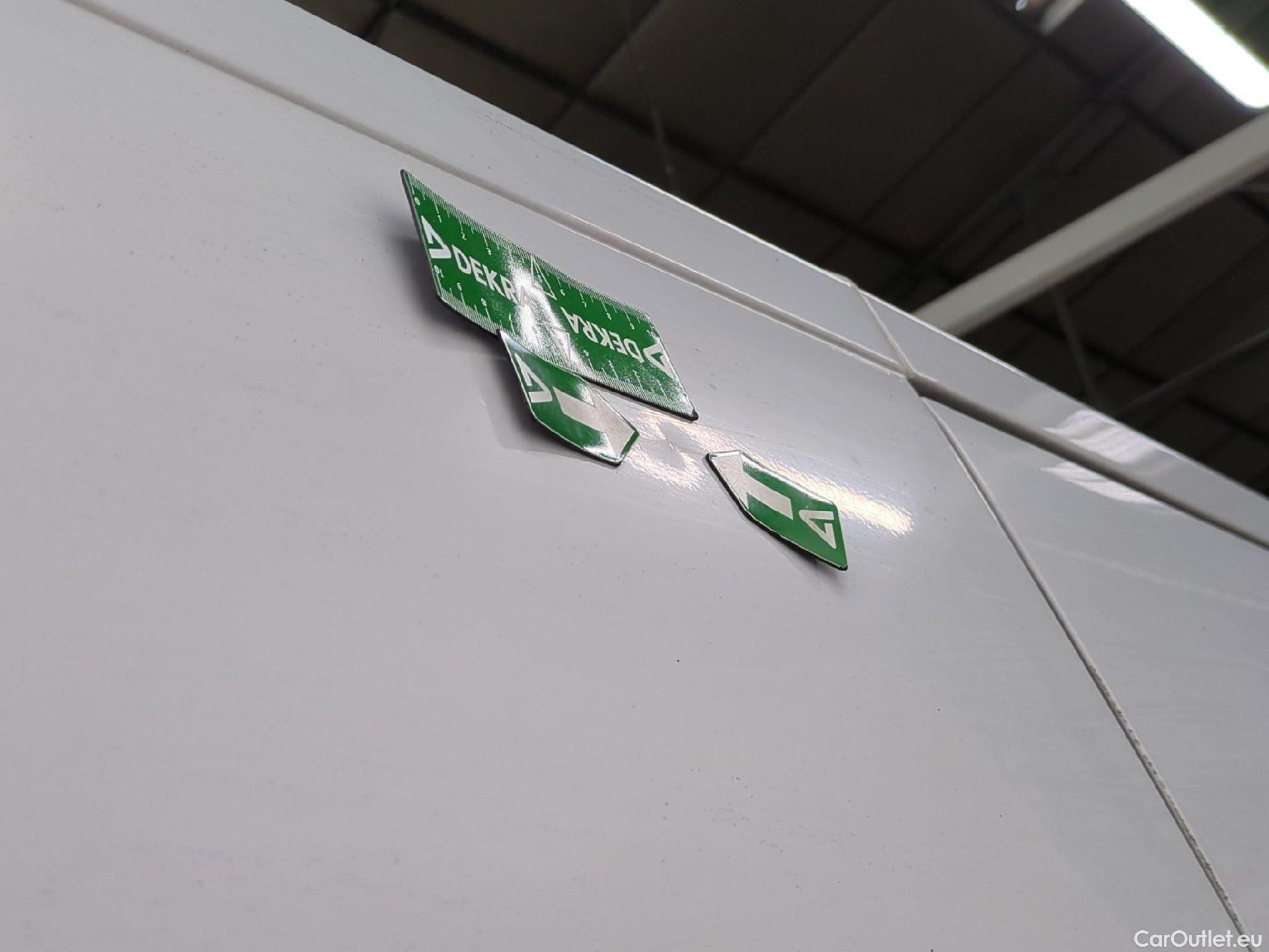  Fiat  Ducato FIAT  / 2014 / 4P / Fourgon tôlé 3.0 M H2 2.3 Multijet 120 Pack Pro Nav #24