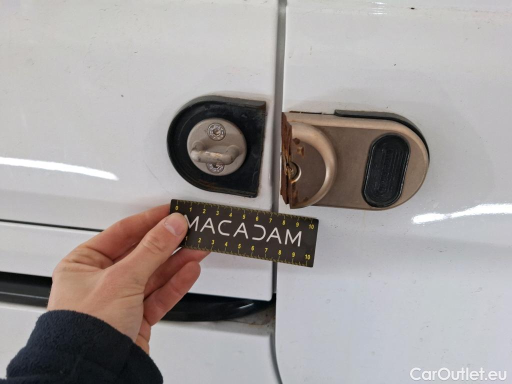  Ford  Transit  Custom Fourgon 300 L1 Trend #15