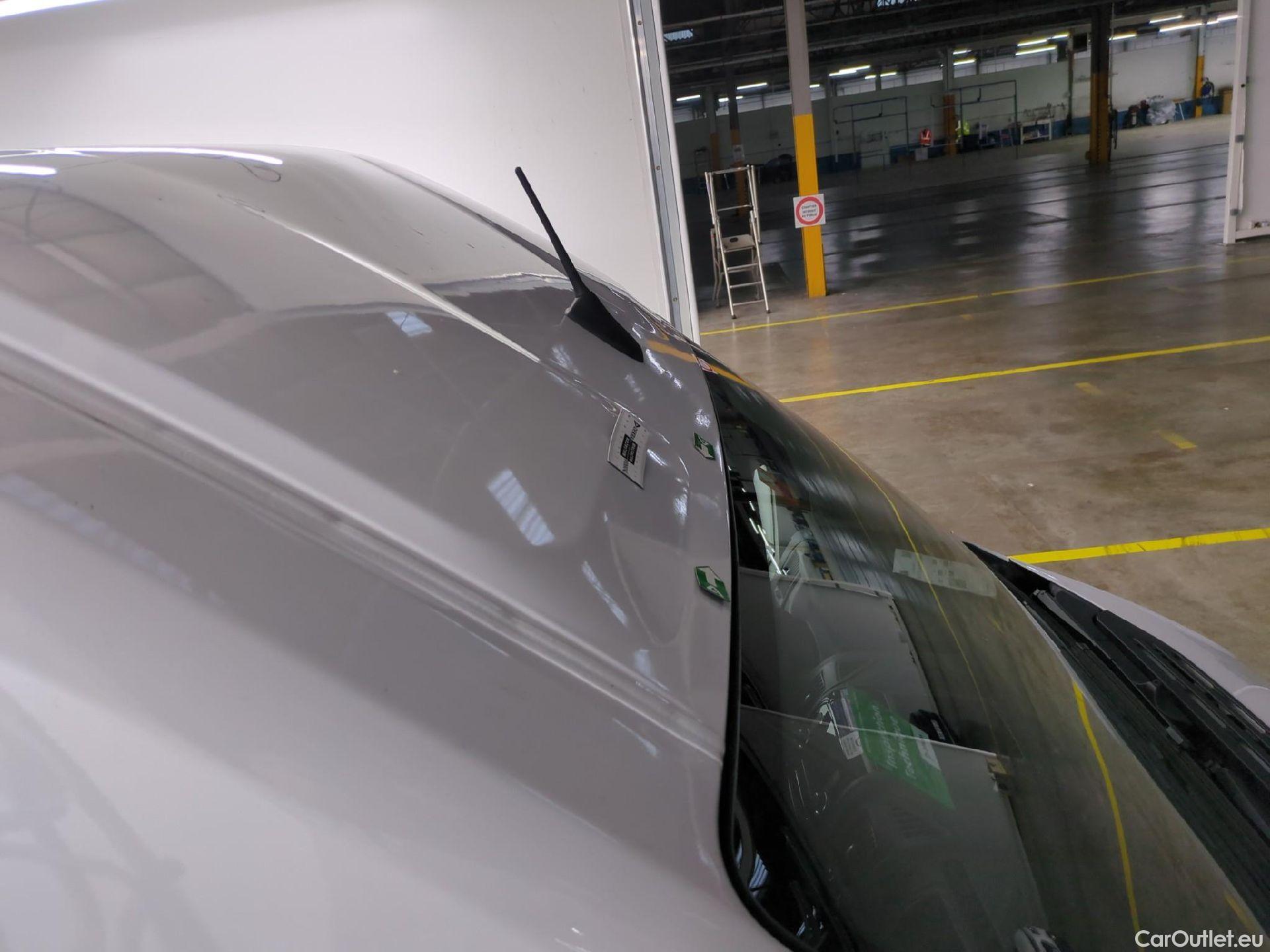  Fiat  Ducato FIAT  / 2014 / 4P / Fourgon tôlé 2.3 Mjet 140 Maxi 3.5 XL H2 Business #27