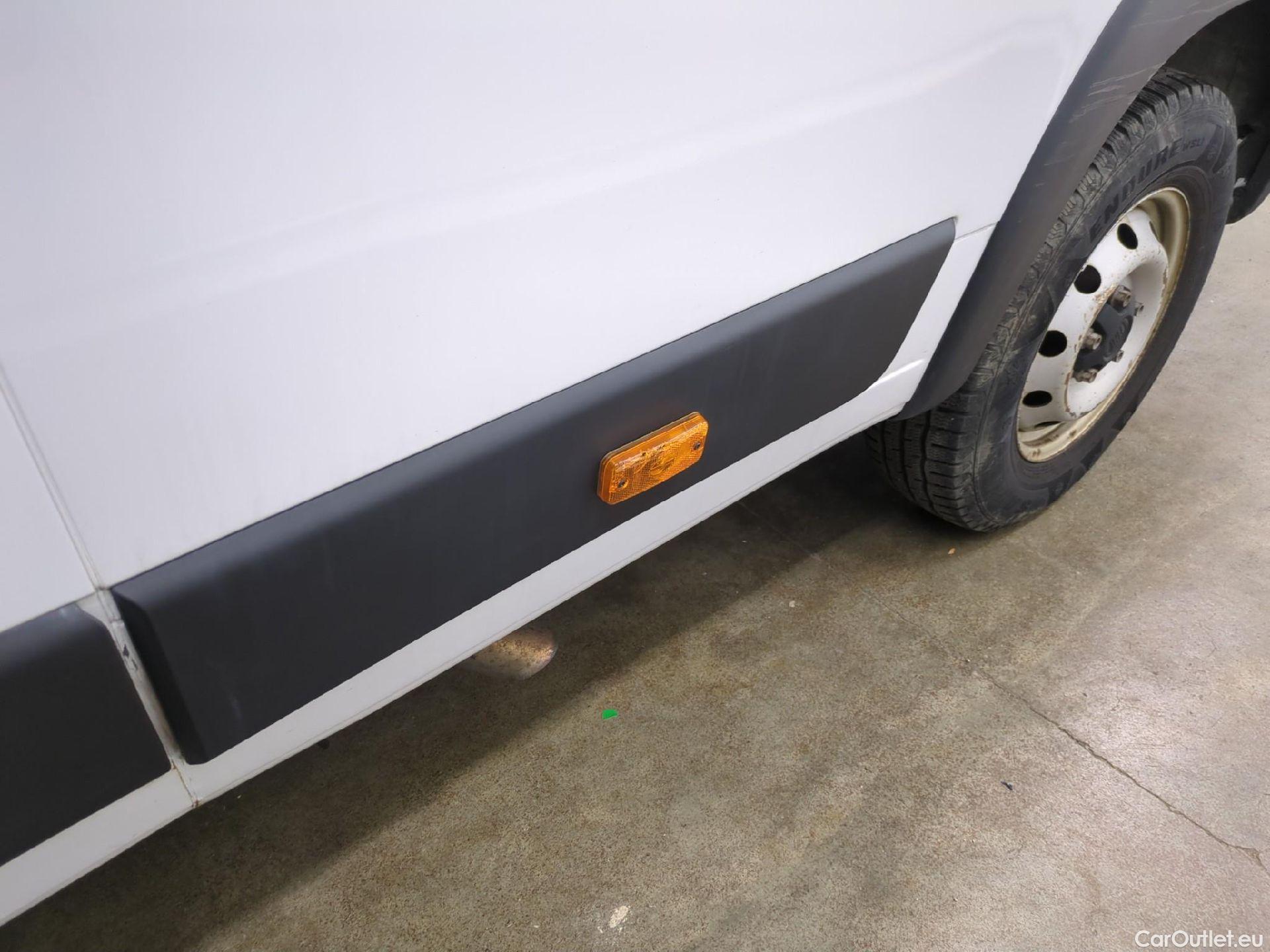  Fiat  Ducato FIAT  / 2014 / 4P / Fourgon tôlé 2.3 Mjet 140 Maxi 3.5 XL H2 Business #42