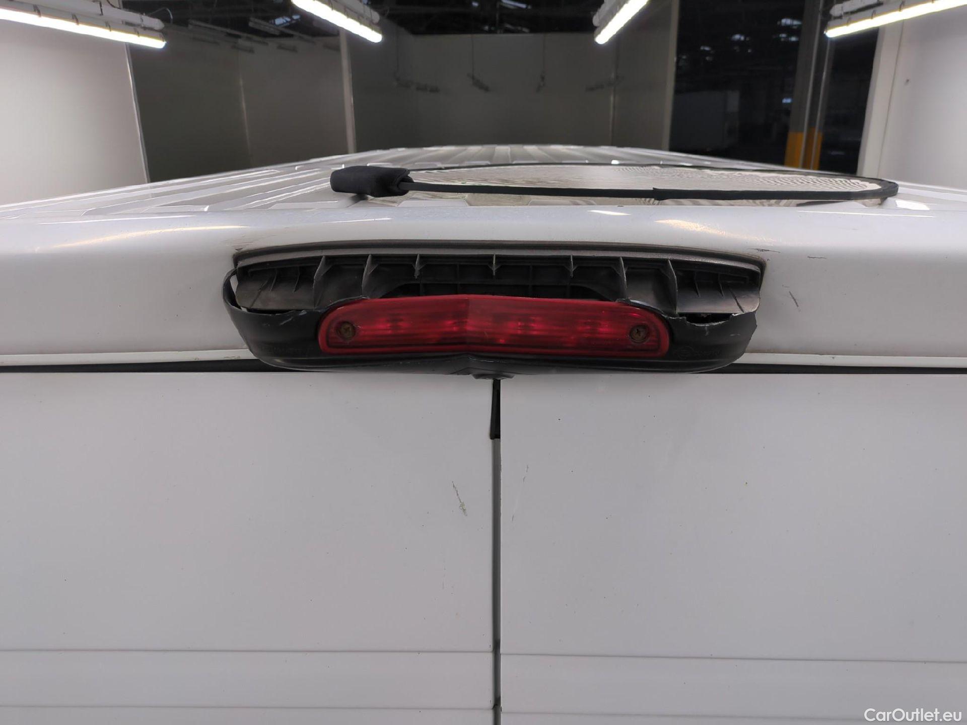  Fiat  Ducato FIAT  / 2014 / 4P / Fourgon tôlé 2.3 Mjet 140 Maxi 3.5 XL H2 Business #52