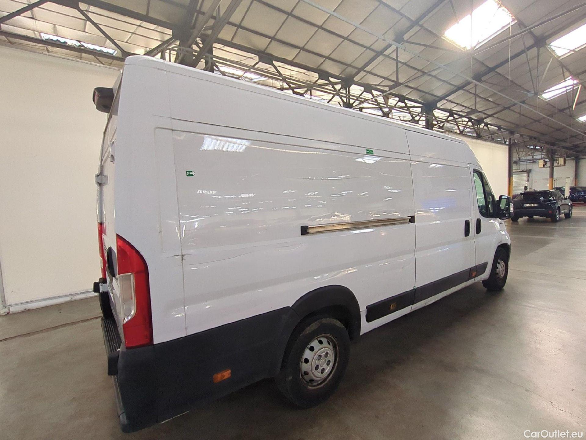  Fiat  Ducato FIAT  VU 4p Fourgon Maxi 3.5 XL H2 2.3 Mjet 130 Pack Pro Nav #40