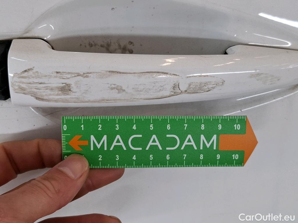  Peugeot  208  Affaire Premium 1.5 HDi 100CV BVM5 E6dT #88