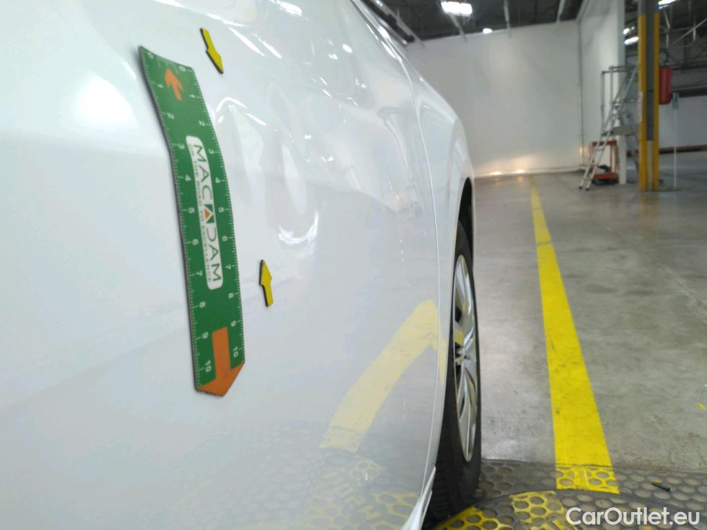  Peugeot  208  Premium 1.5 HDi 100CV BVM6 E6d #10