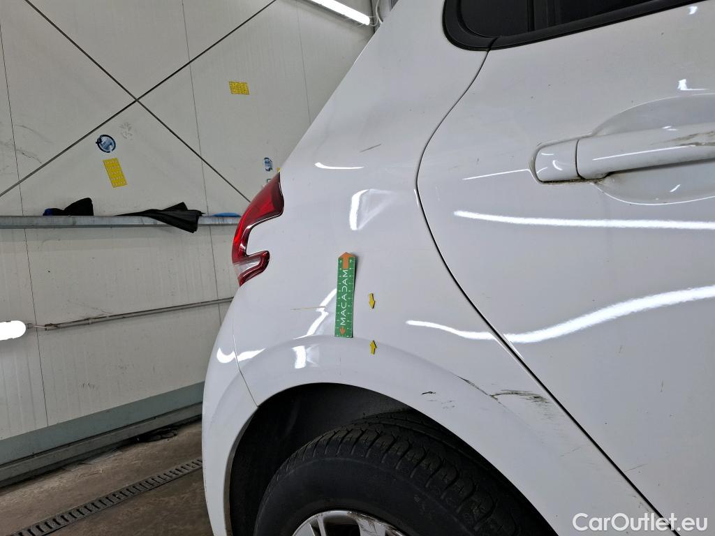  Peugeot  208  Affaire Premium 1.5 HDi 100CV BVM5 E6dT #46