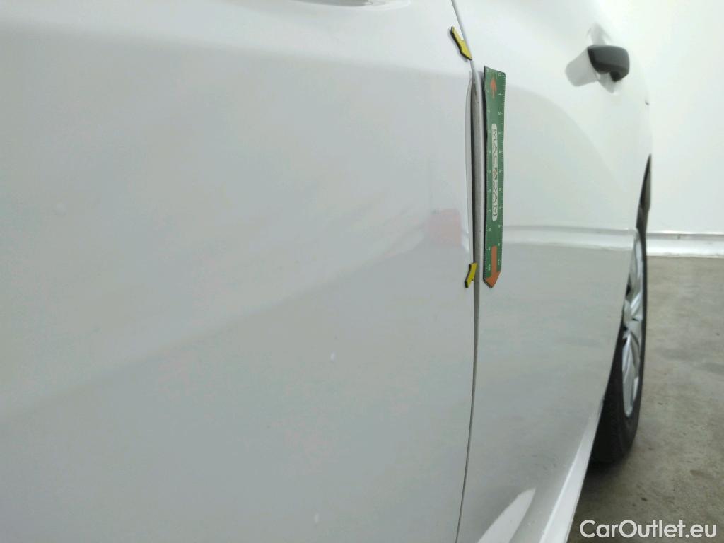  Peugeot  208  Premium 1.5 HDi 100CV BVM6 E6d #4