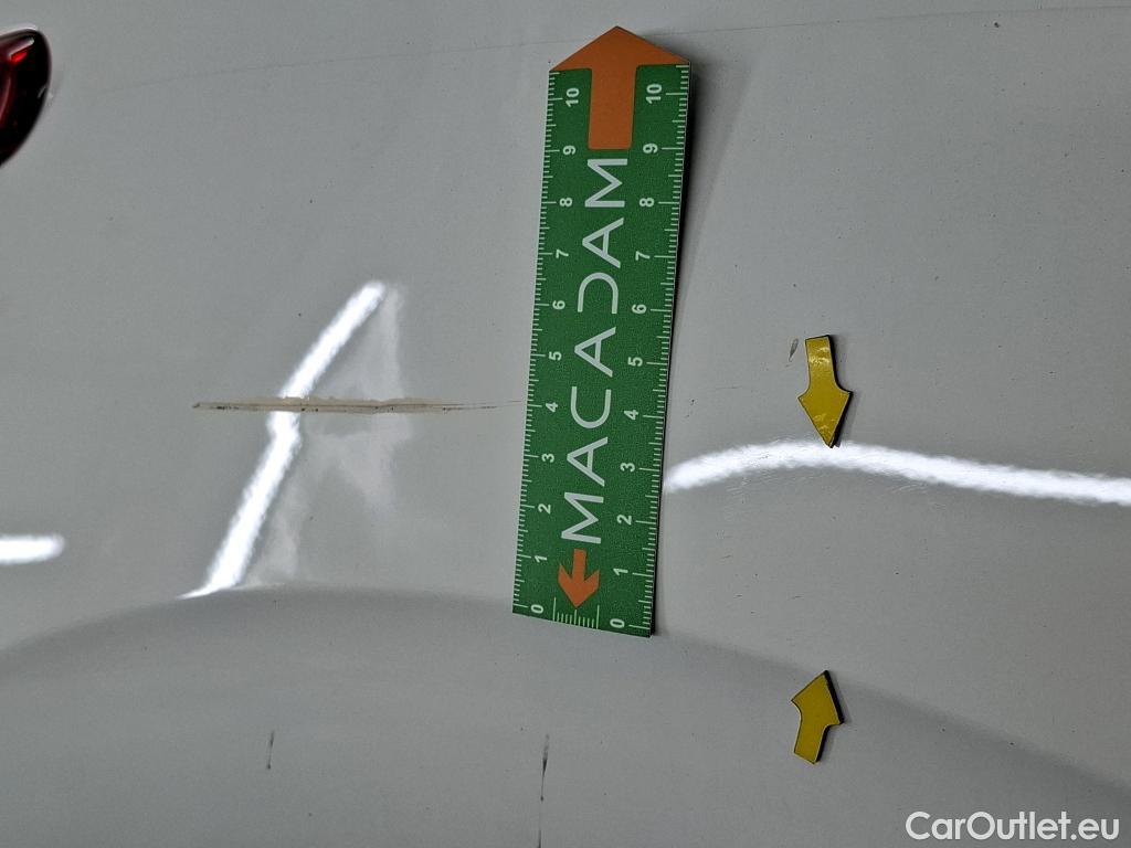  Peugeot  208  Affaire Premium 1.5 HDi 100CV BVM5 E6dT #48