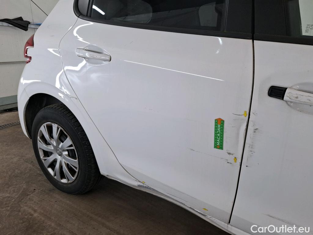  Peugeot  208  Affaire Premium 1.5 HDi 100CV BVM5 E6dT #31