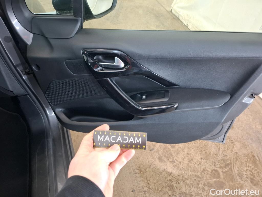  Peugeot  208  Affaire Premium Pack 1.5 HDi 100CV BVM5 E6dT #31