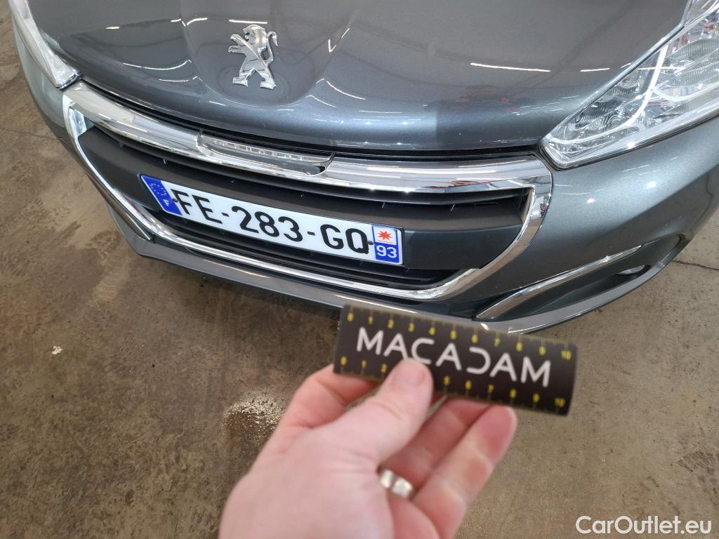  Peugeot  208  Affaire Premium Pack 1.5 HDi 100CV BVM5 E6dT #23