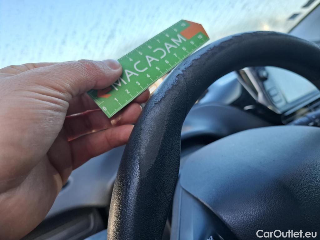  Peugeot  208  Affaire Premium 1.5 HDi 100CV BVM5 E6dT #97