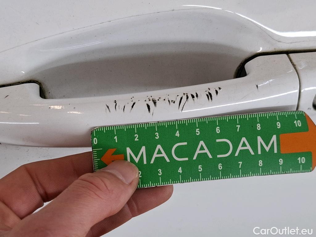  Peugeot  208  Affaire Premium 1.5 HDi 100CV BVM5 E6dT #92