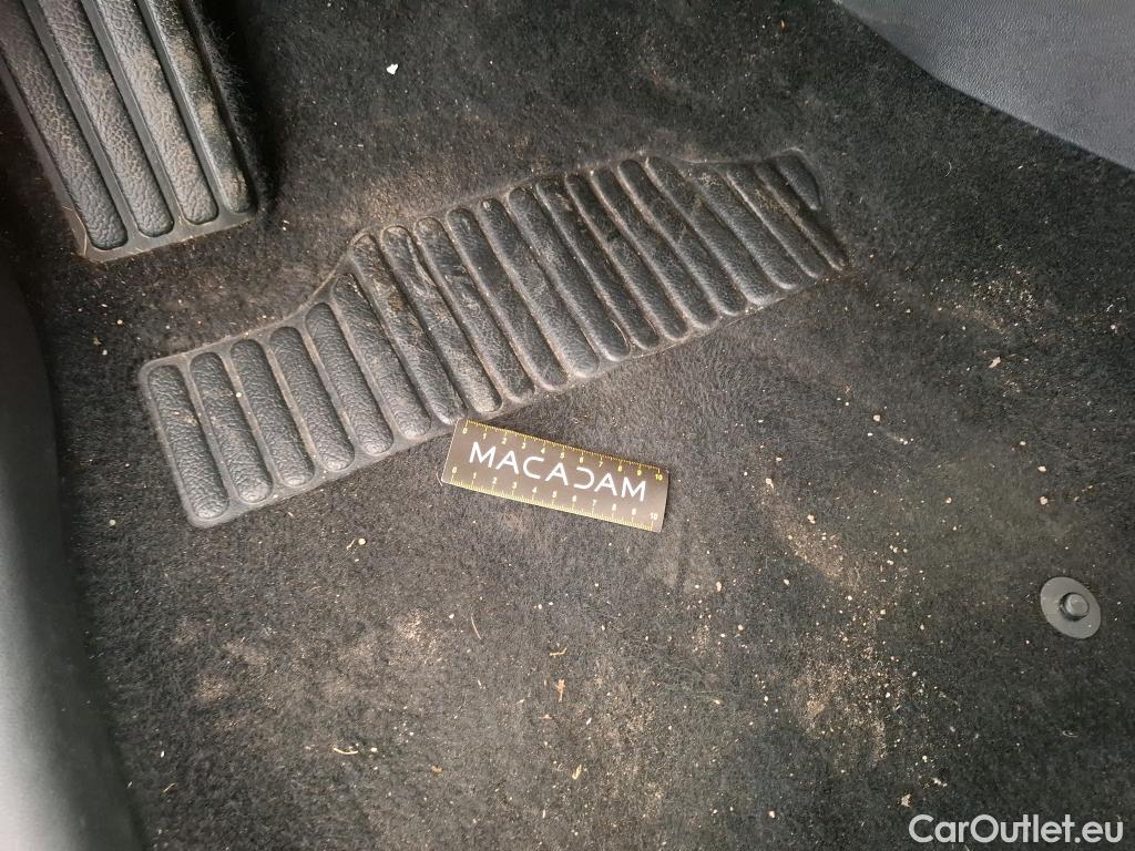  Renault  Clio  IV Air MediaNav 1.5 dCi 90CV BVM5 E6 #8