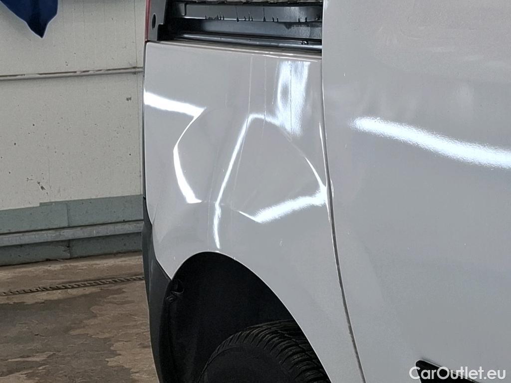  Renault  Kangoo  II Express Grand Confort (L1) 1.5 dCi 80CV BVM6 E6dT #47