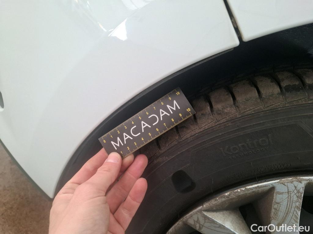  Renault  Clio  IV Air MediaNav 1.5 dCi 75CV BVM5 E6 #84