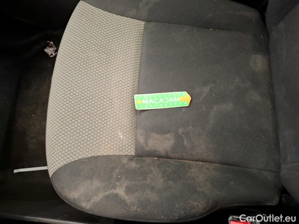  Renault  Kangoo  II Express Grand Confort (L1) 1.5 dCi 80CV BVM6 E6dT #64