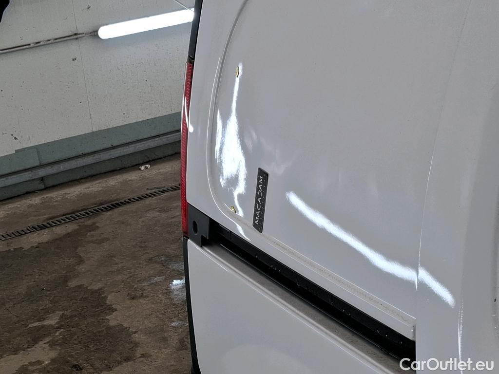  Renault  Kangoo  II Express Grand Confort (L1) 1.5 dCi 80CV BVM6 E6dT #38