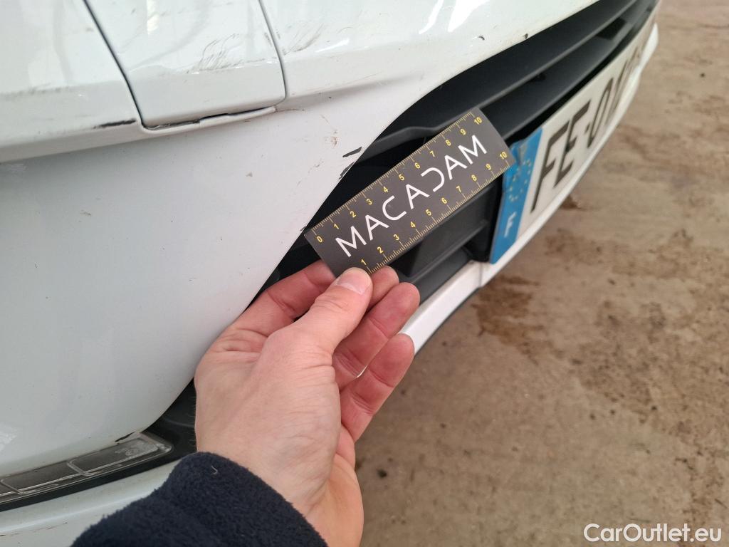  Renault  Clio  IV Air MediaNav 1.5 dCi 75CV BVM5 E6 #6