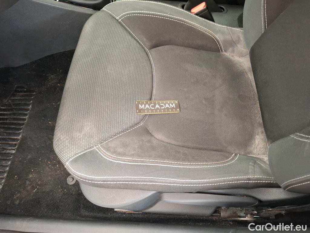  Renault  Clio  IV Air MediaNav 1.5 dCi 90CV BVM5 E6 #14