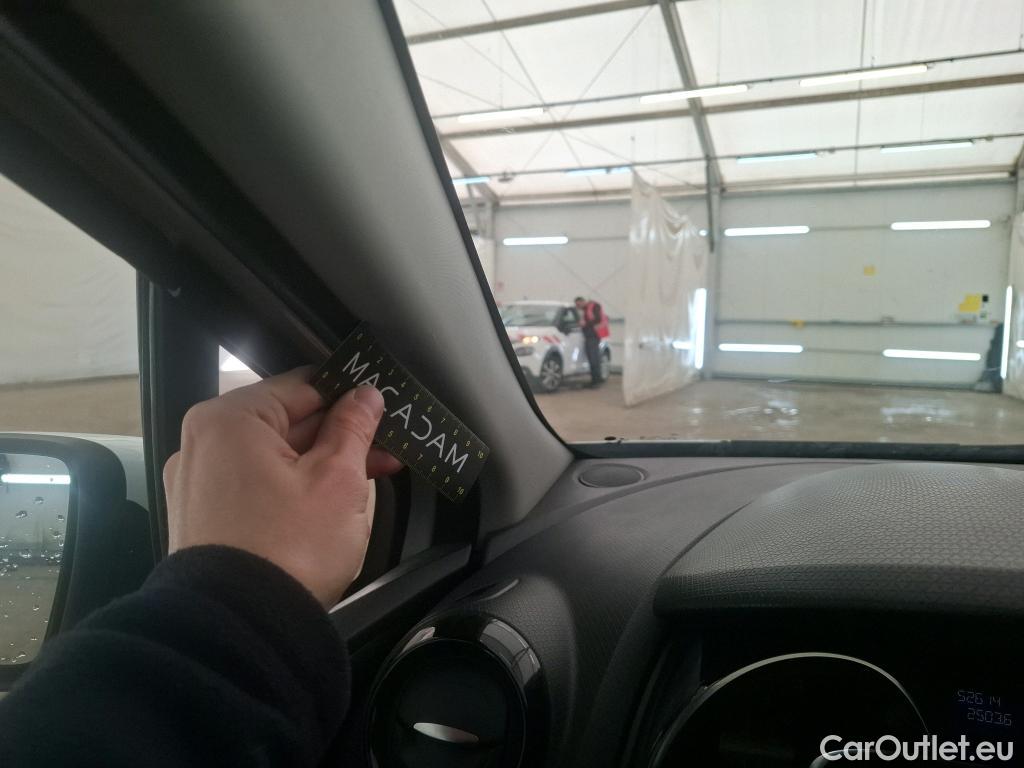  Renault  Clio  IV Air MediaNav 1.5 dCi 75CV BVM5 E6 #44