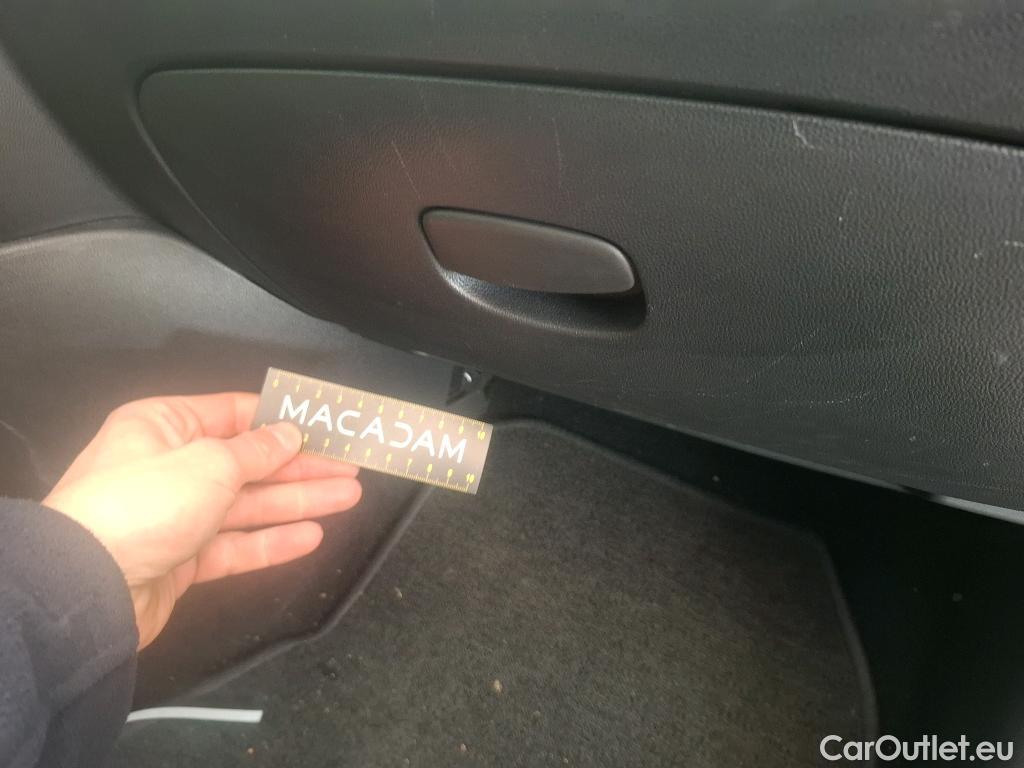  Renault  Clio  IV Air MediaNav 1.5 dCi 75CV BVM5 E6 #49