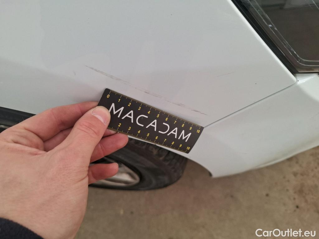  Renault  Clio  IV Air MediaNav 1.5 dCi 75CV BVM5 E6 #95