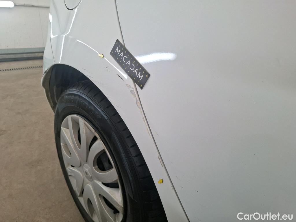  Renault  Clio  IV Air MediaNav 1.5 dCi 75CV BVM5 E6 #39